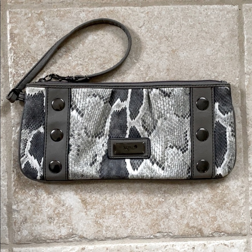 XOXO clutch/wristlet